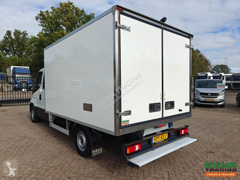 Furgoneta Iveco 4x2 Hi-Matic Sleeper Cab Euro6...