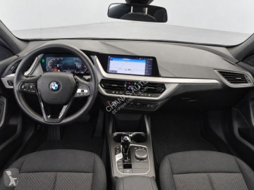 Vůz limuzína BMW