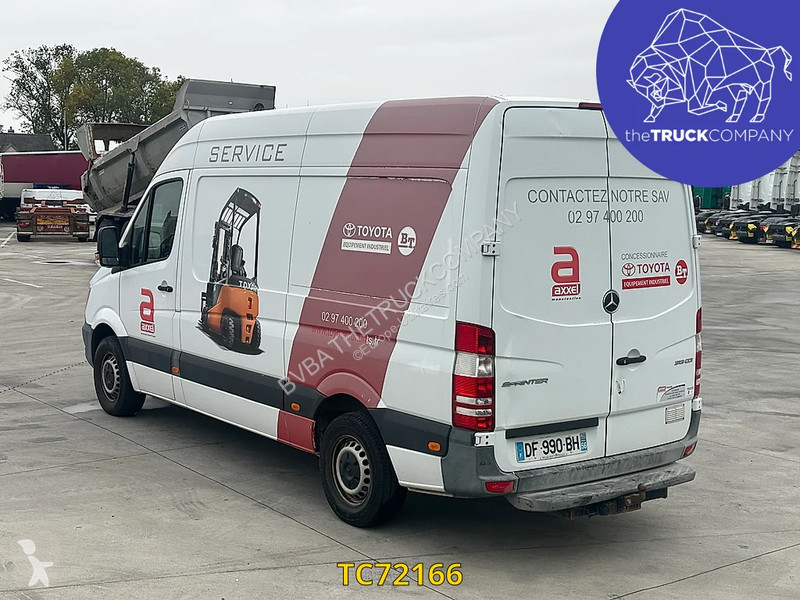 Mercedes 313 37s van