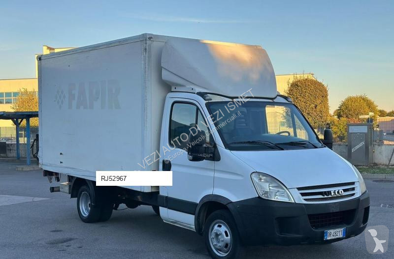 Varevogn Iveco 35c15