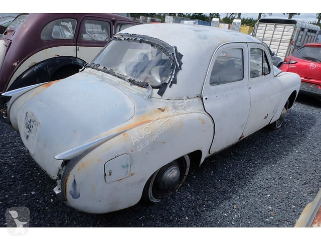 Furgoneta Renault R1104