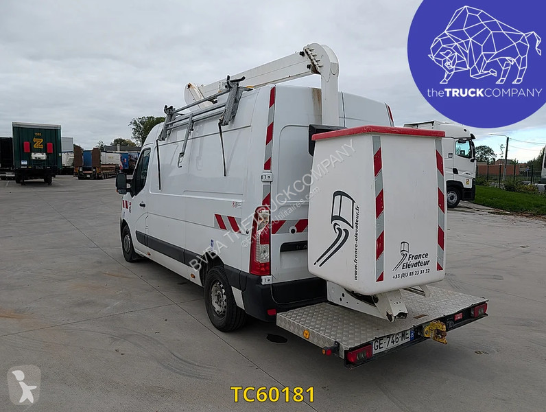 Renault 130.35 l2h2 navcelle van