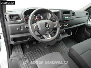 Лекотоварен фургон Renault