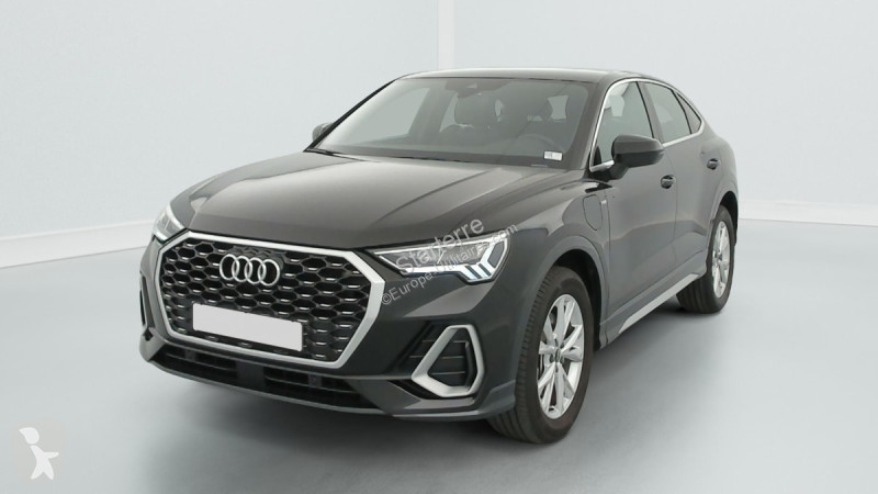 Audi Q3 Transporter