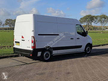Renault Master 2.3 L2H2 145Pk NAP Euro6 Navi 3-Zits Trekhaak Weinig-Kilometers!