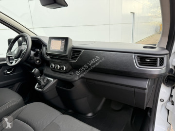 Renault Trafic 52kWh 150PK L2H1 Elektrisch 294km WLTP 98% (SOH) Cruise Control Navigatie Laadkabel Camera LED Parkeersensoren voor achter Mistl