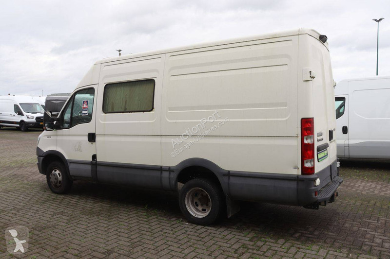 Bedrijfswagen Iveco 35C13
