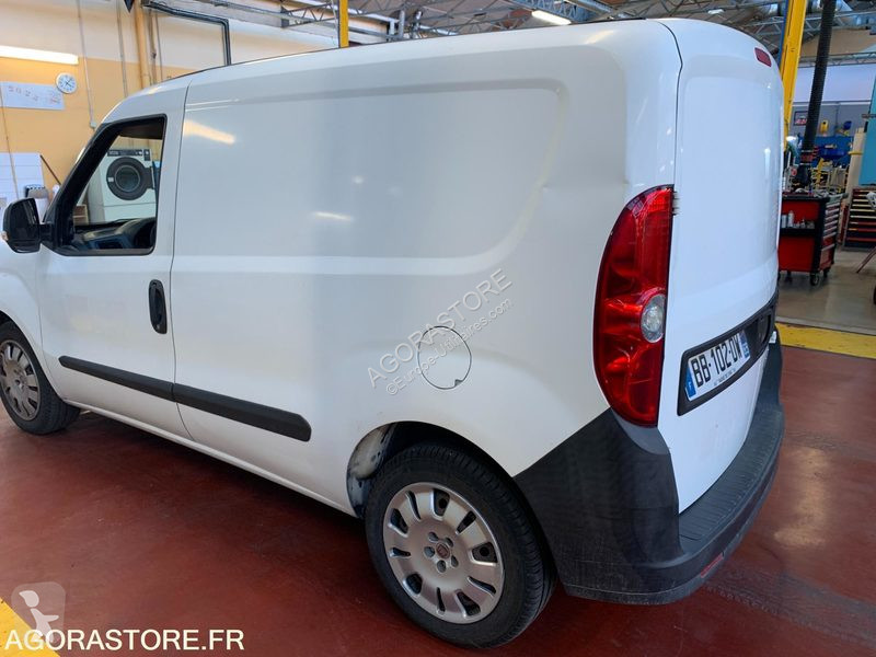Furgoneta Fiat DOBLO