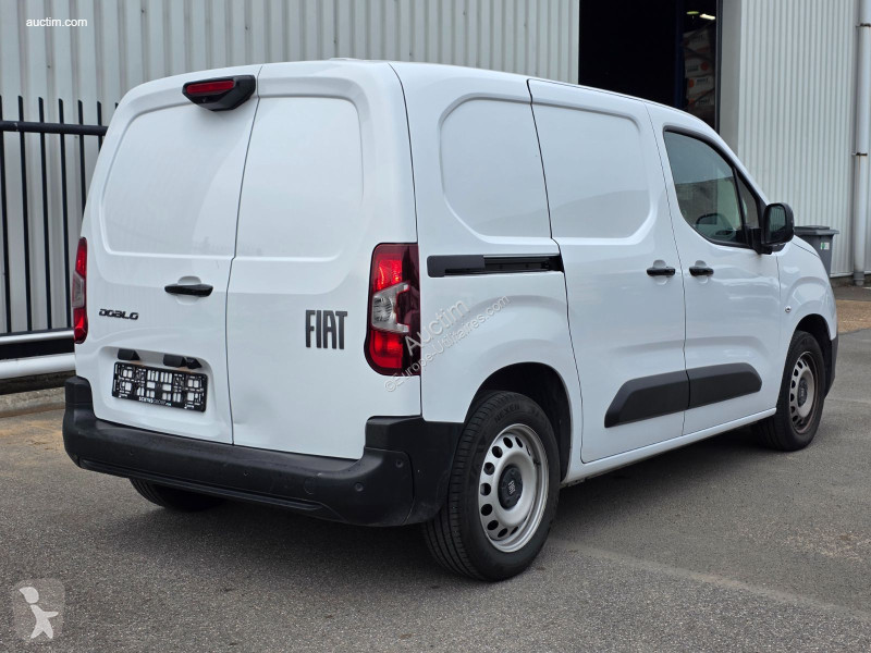 Furgoneta Fiat doblo