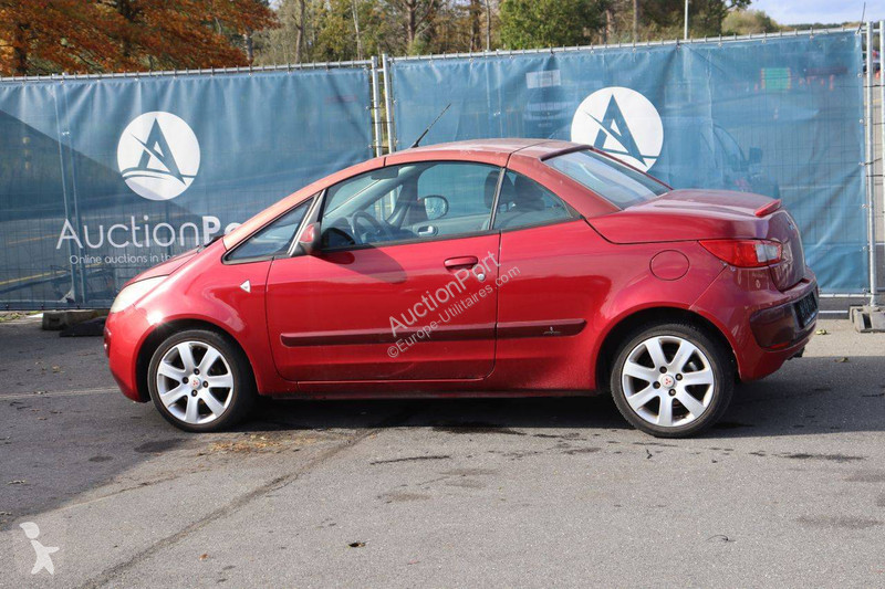 Furgoneta Mitsubishi