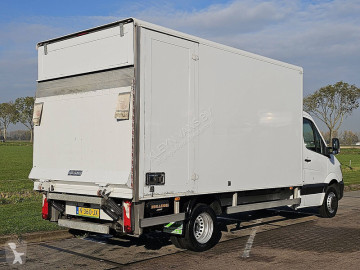 Caja cerrada Mercedes