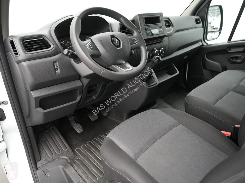 Furgoneta Renault 135PK