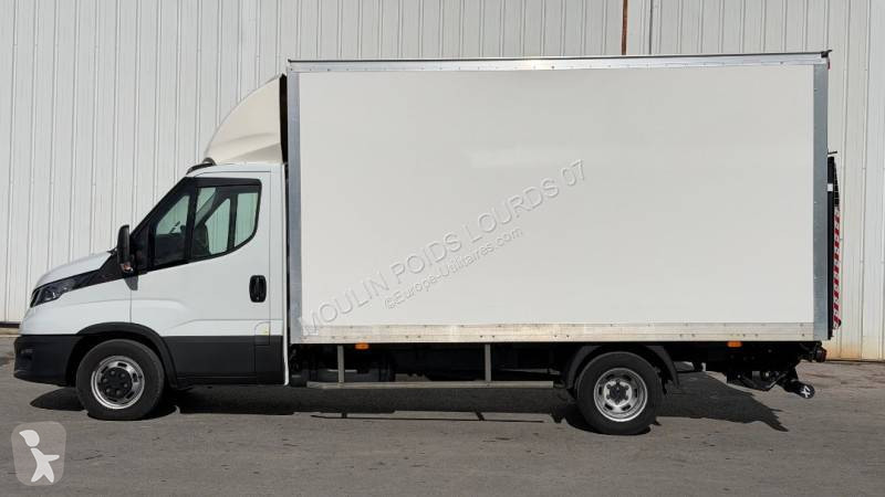 Furgoneta Iveco 35C16