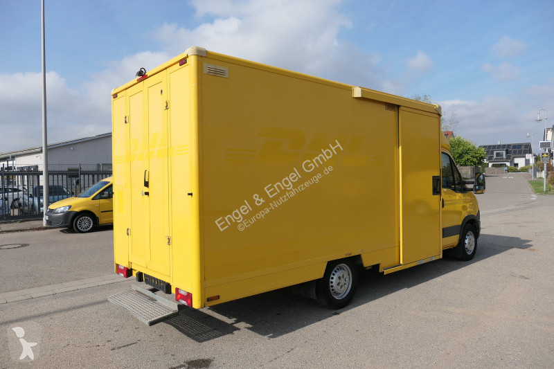 Iveco Daily 35 S11 C30C AUTOMATIK KAMERA Regale...