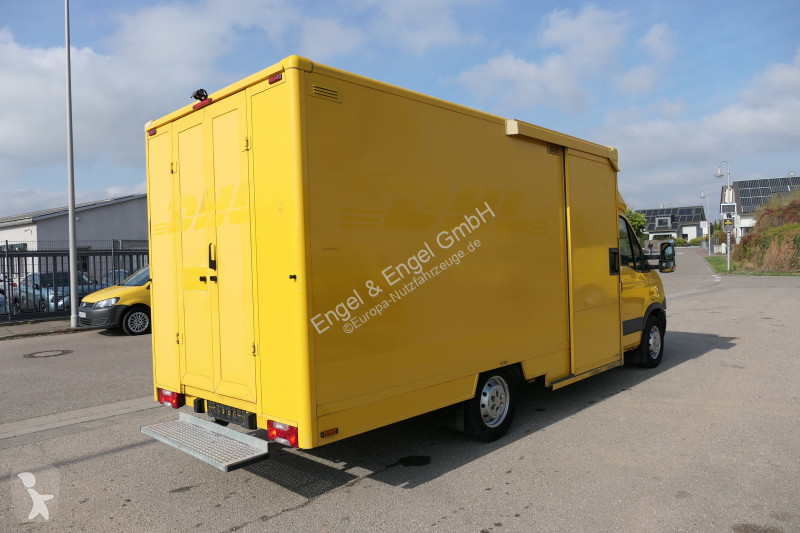 Iveco Daily 35 S11 C30C AUTOMATIK KAMERA Regale...