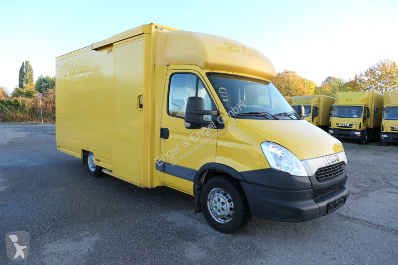 Iveco Daily 35 S11 C30C AUTOMATIK KAMERA Regale...
