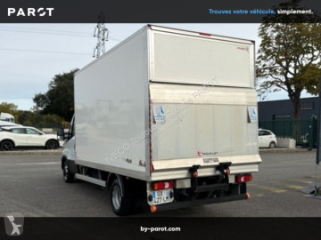 Véhicule utilitaire Iveco