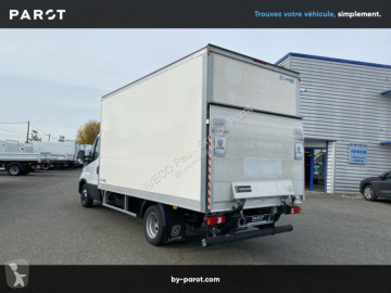 Véhicule utilitaire Iveco