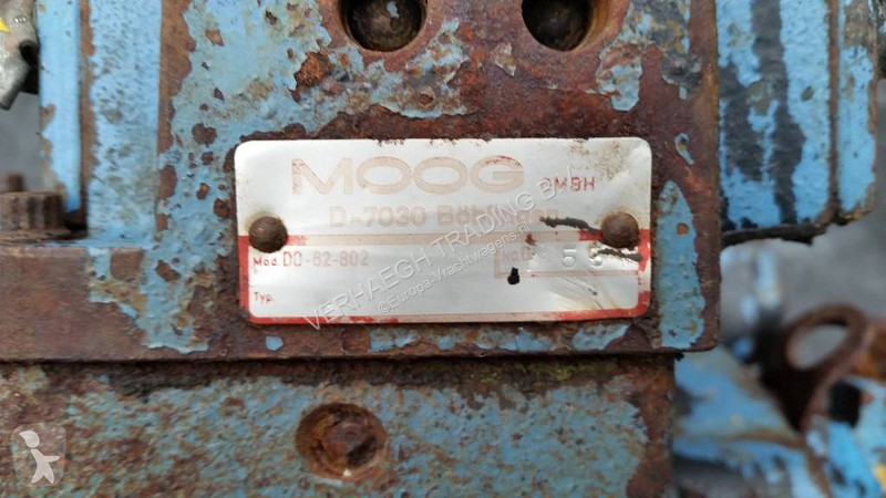 Haszongépjármű  pump Moog DO-62-802