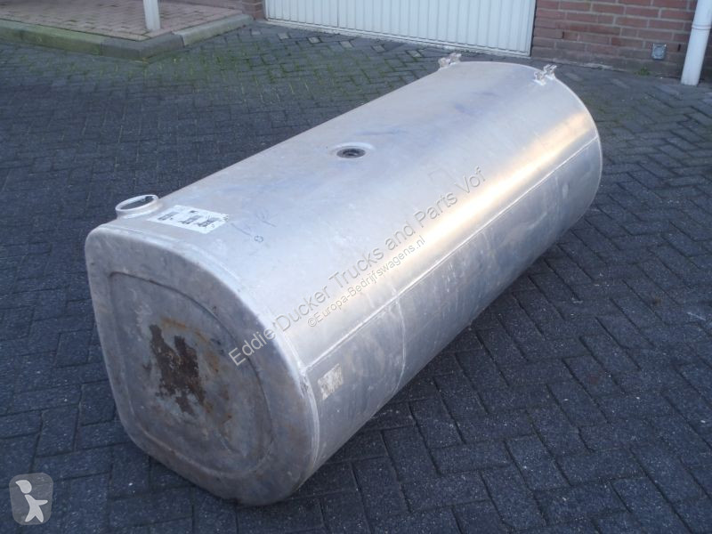 Veículo utilitário Renault 21821411 FUEL TANK...