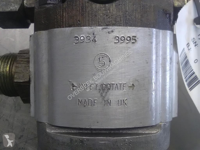 Furgoneta  39343995 - Gearpump/Zahnradpumpe