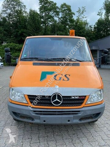 Veicolo commerciale Mercedes CDI Kipper,grüne...