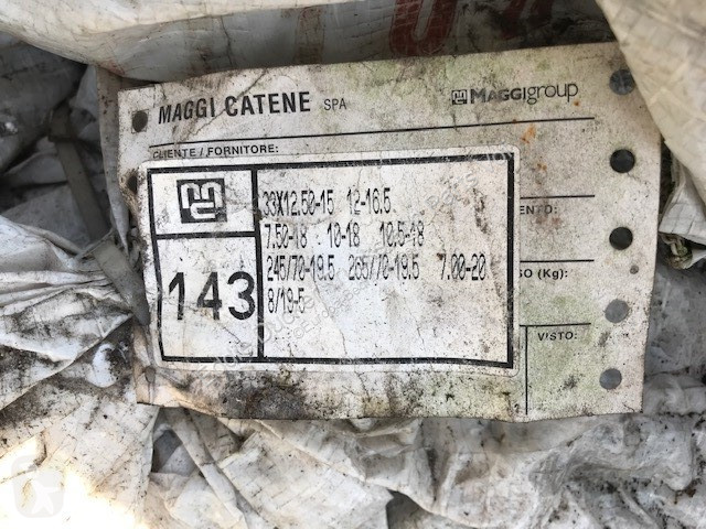 Furgoneta MAGGI CATENE...