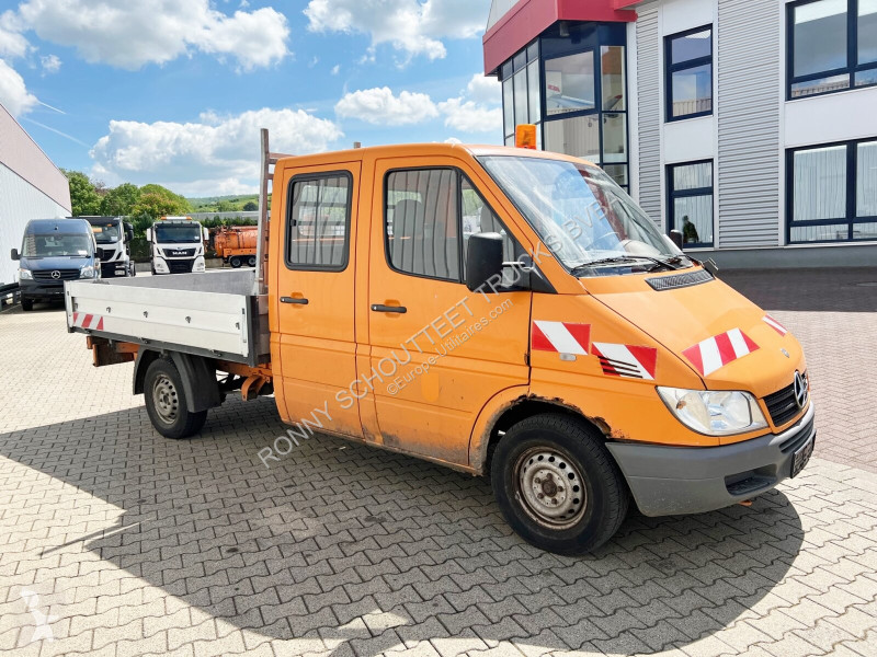 Véhicule utilitaire Mercedes Sprinter 308 4x2...