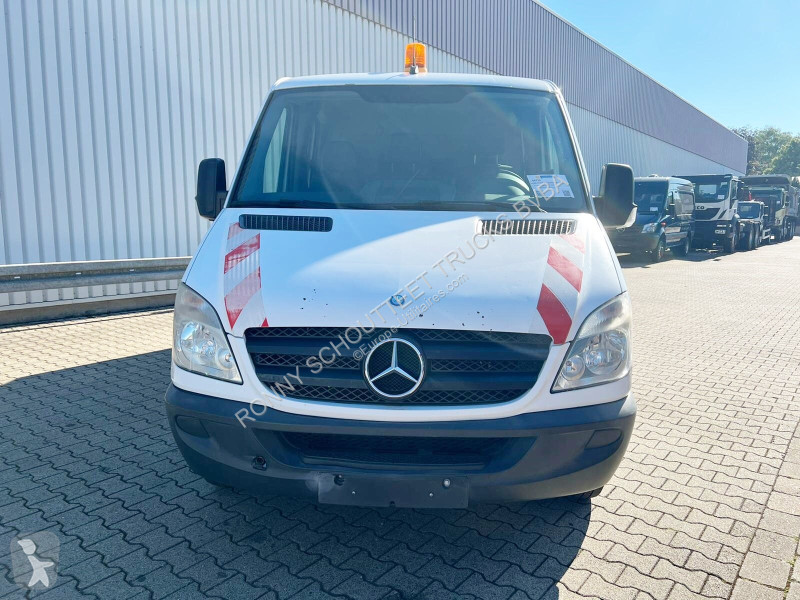 Véhicule utilitaire Mercedes Sprinter 209 CDI...