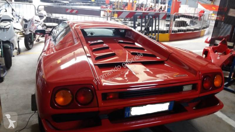 Veículo utilitário Lamborghini