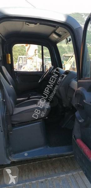 Furgoneta Mega MULTITRUCK ELECTRIQUE POUR PIÈCE