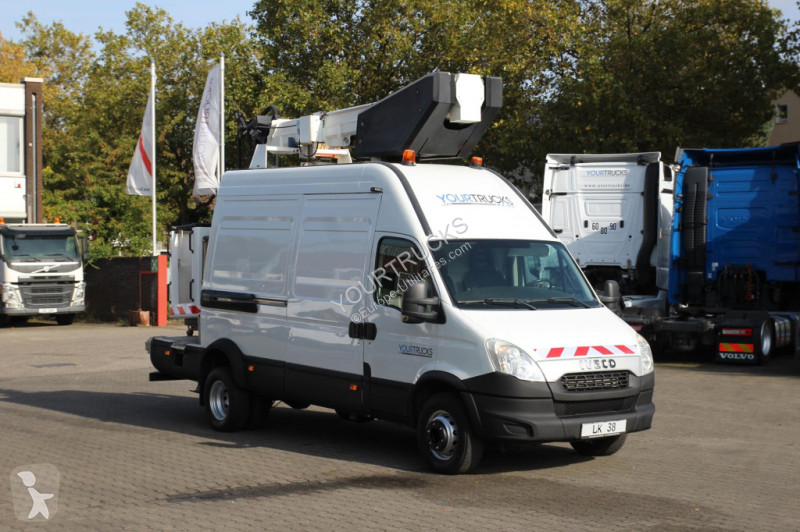 Véhicule utilitaire Iveco 70-170 EEV VDT-170-F...