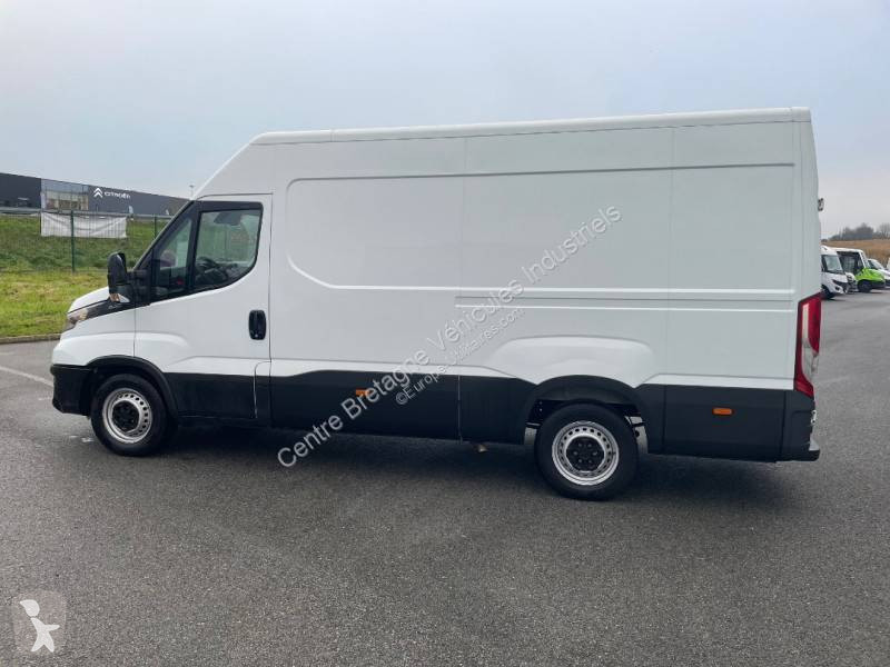 Véhicule utilitaire Iveco