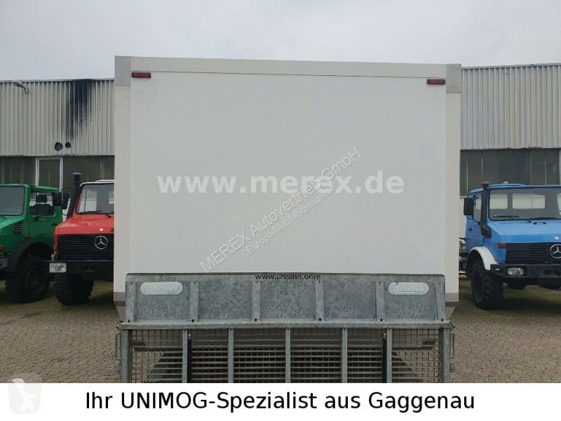 تجهيزات الآليات الثقيلة  Unimog U1300L Leerkabine