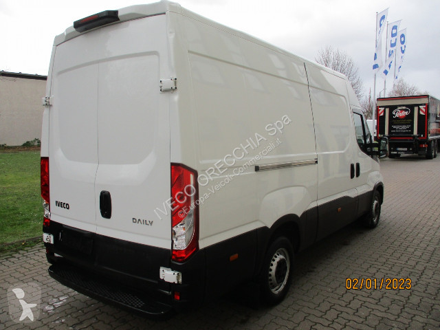 Furgoneta Iveco DAILY 35S16
