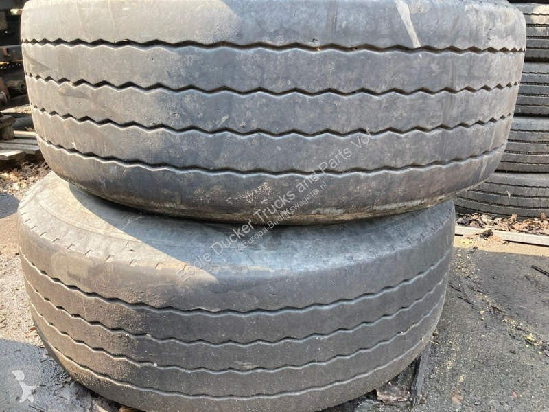 Nyttofordon 425/65R22.5