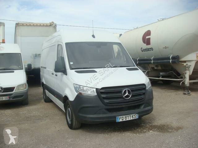 Véhicule utilitaire Mercedes