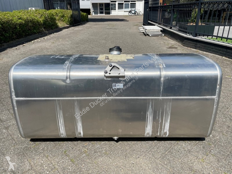 Véhicule utilitaire DAF 2198082 BRANDSTOFTANK...