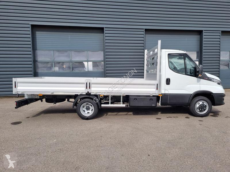 Furgoneta Iveco DAILY 35-180 PLATEAU 4.40m