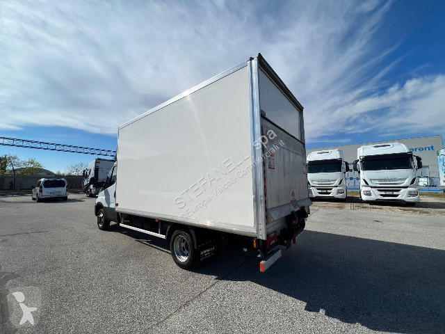 Furgoneta Iveco DAILY 35C15H BOX + SPONDA N
