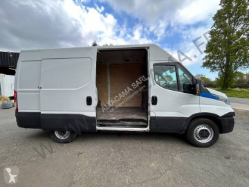 Caja cerrada Iveco