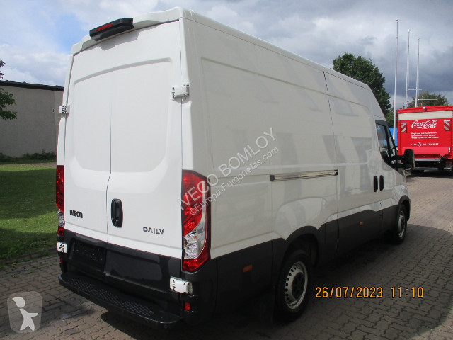 Furgoneta Iveco