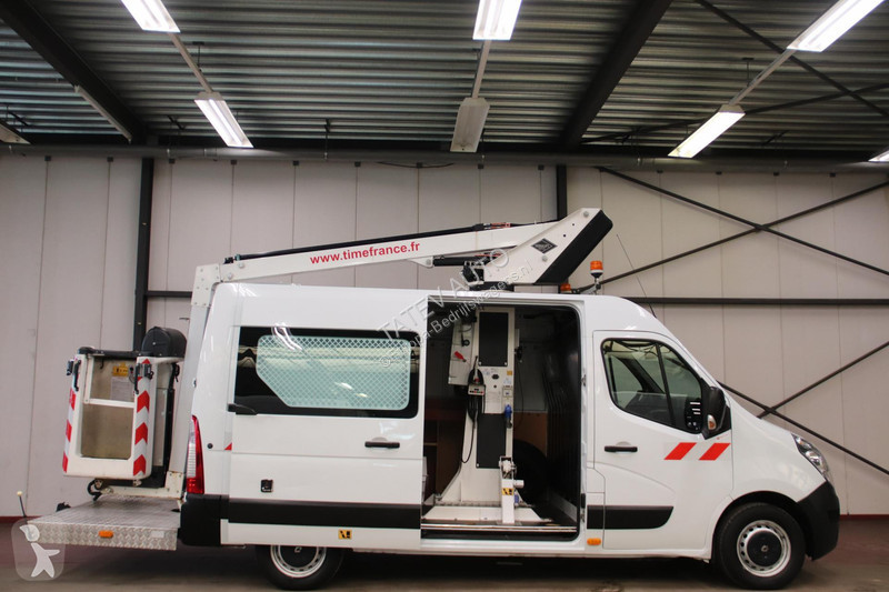 Furgoneta Renault 2.3 dCi HOOGWERKER...
