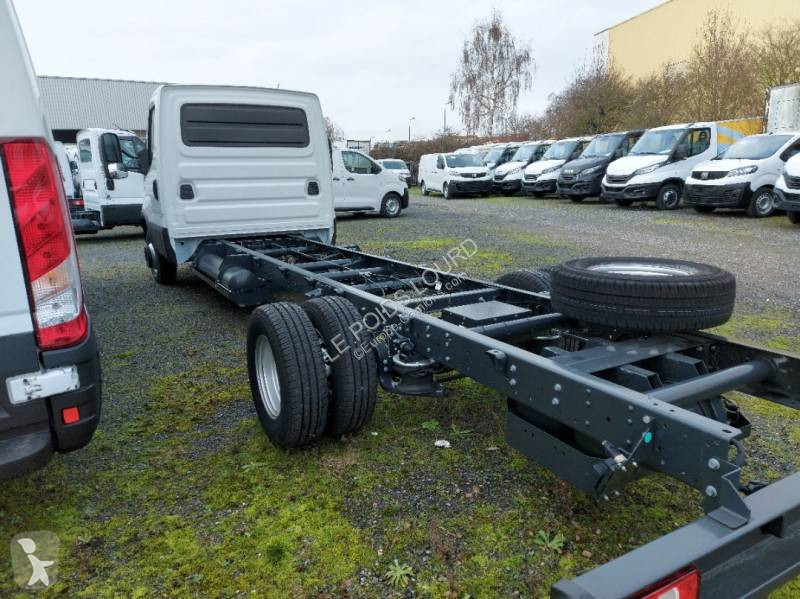 Furgoneta Iveco