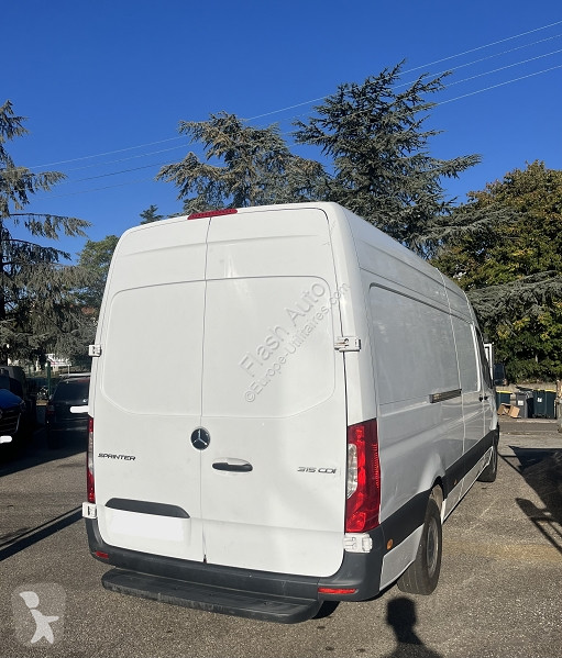 Véhicule utilitaire Mercedes SPRINTER 315 CDI...