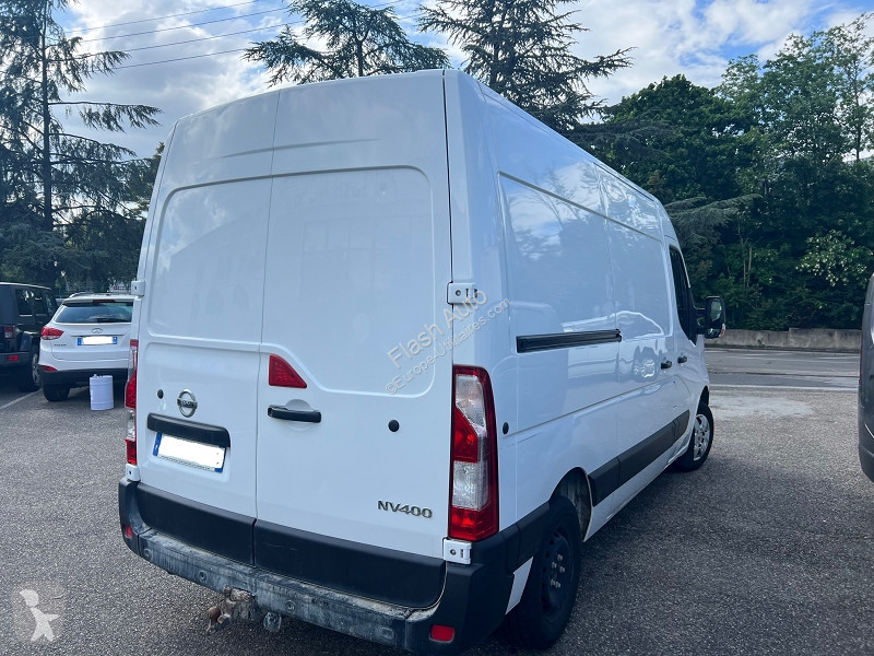 Véhicule utilitaire Nissan MASTER 2.3L DCI 150...