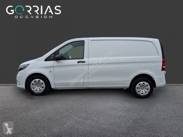 Fourgon utilitaire Mercedes