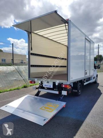 Utilitaire caisse grand volume Renault neuf