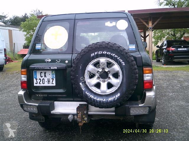 Furgoneta Nissan GR 61Y PATRO