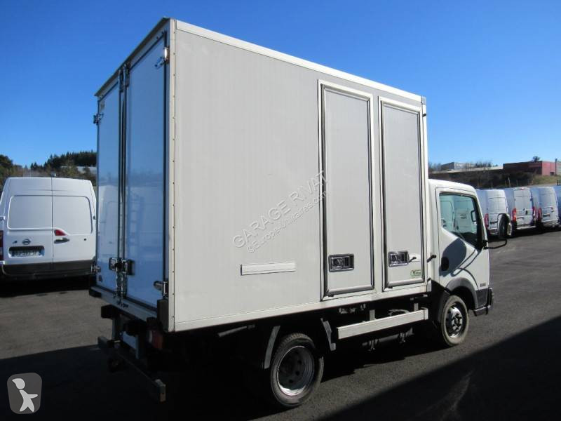 Furgoneta Nissan